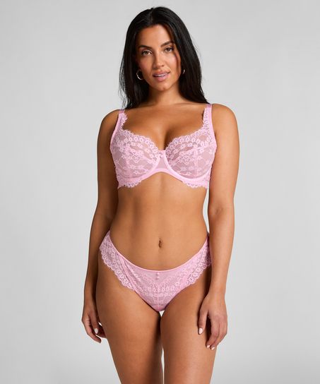 Daisy Brazilian, Pink