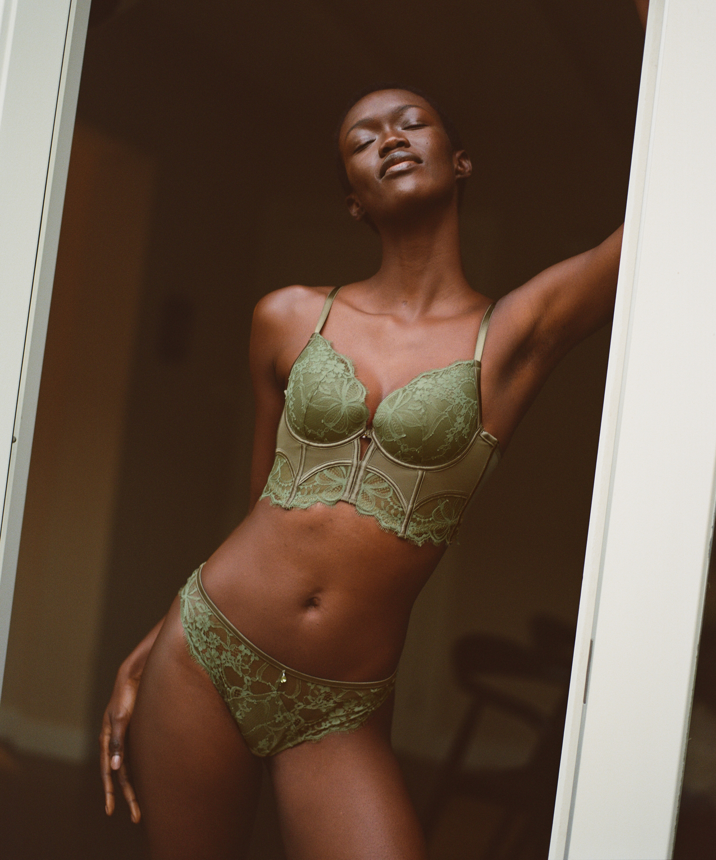 Prina Padded Underwired Longline Bra, Green, main