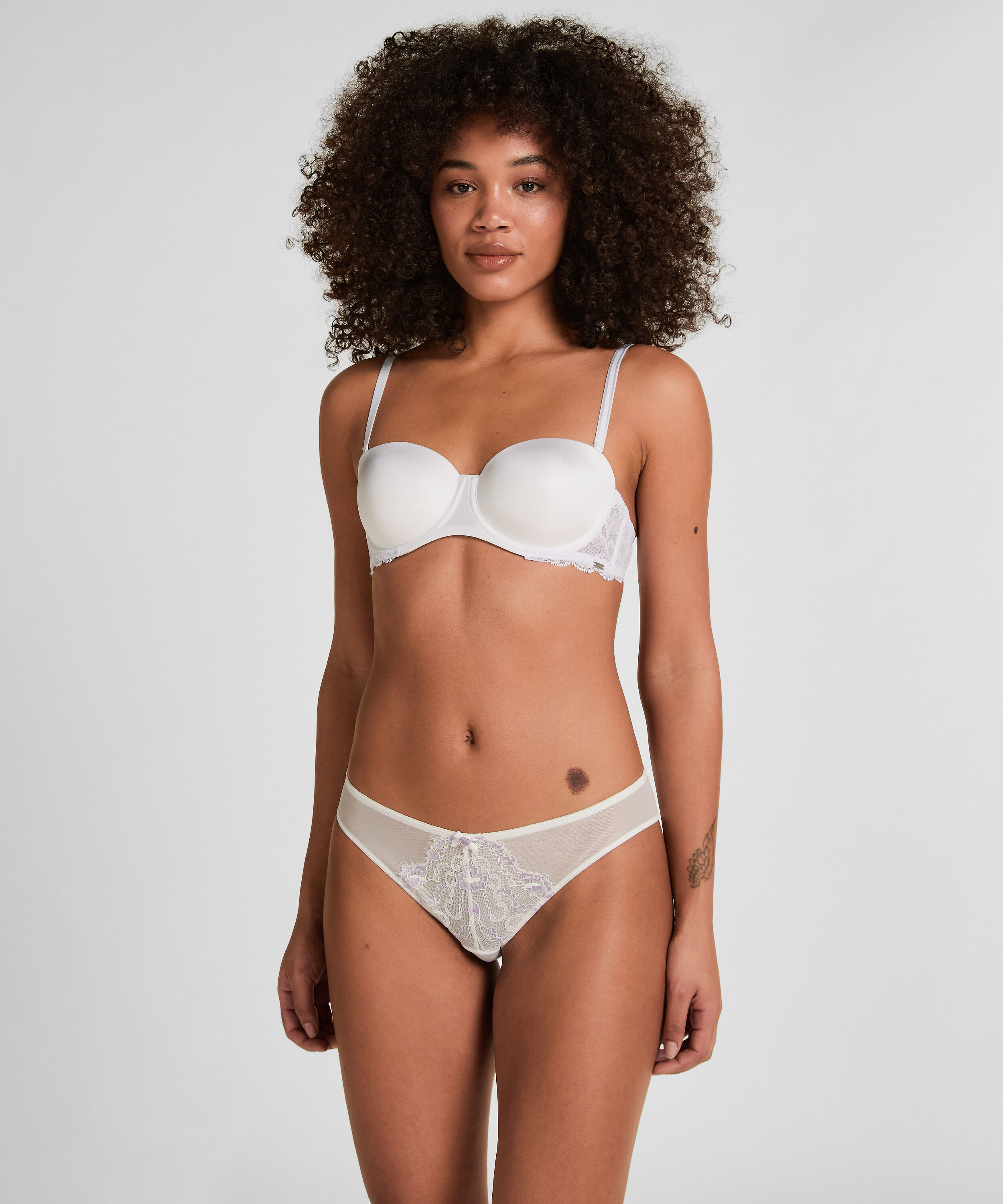 Solene Brazilian, White