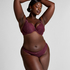 Isadora Thong, Red