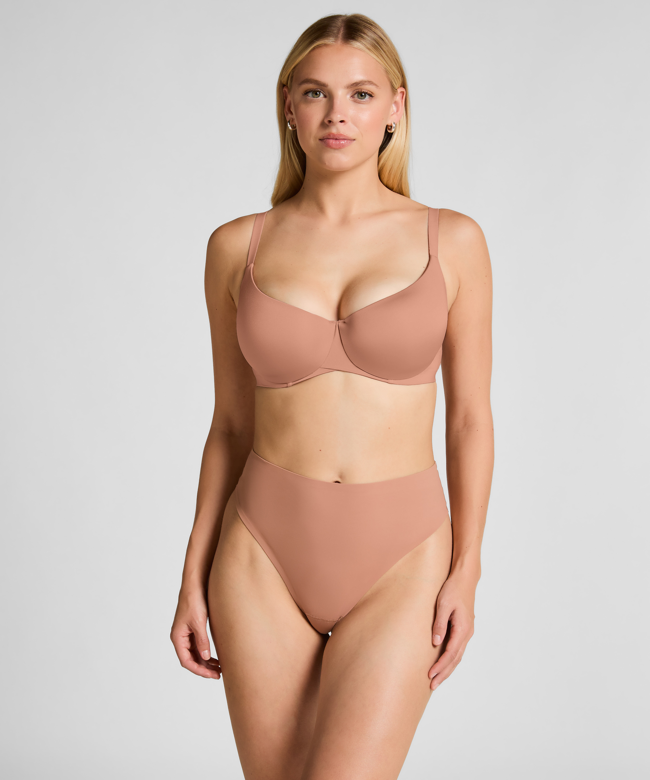Smooth Padded Underwired Bra, Brown, main