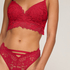 Andrea Brazilian, Red