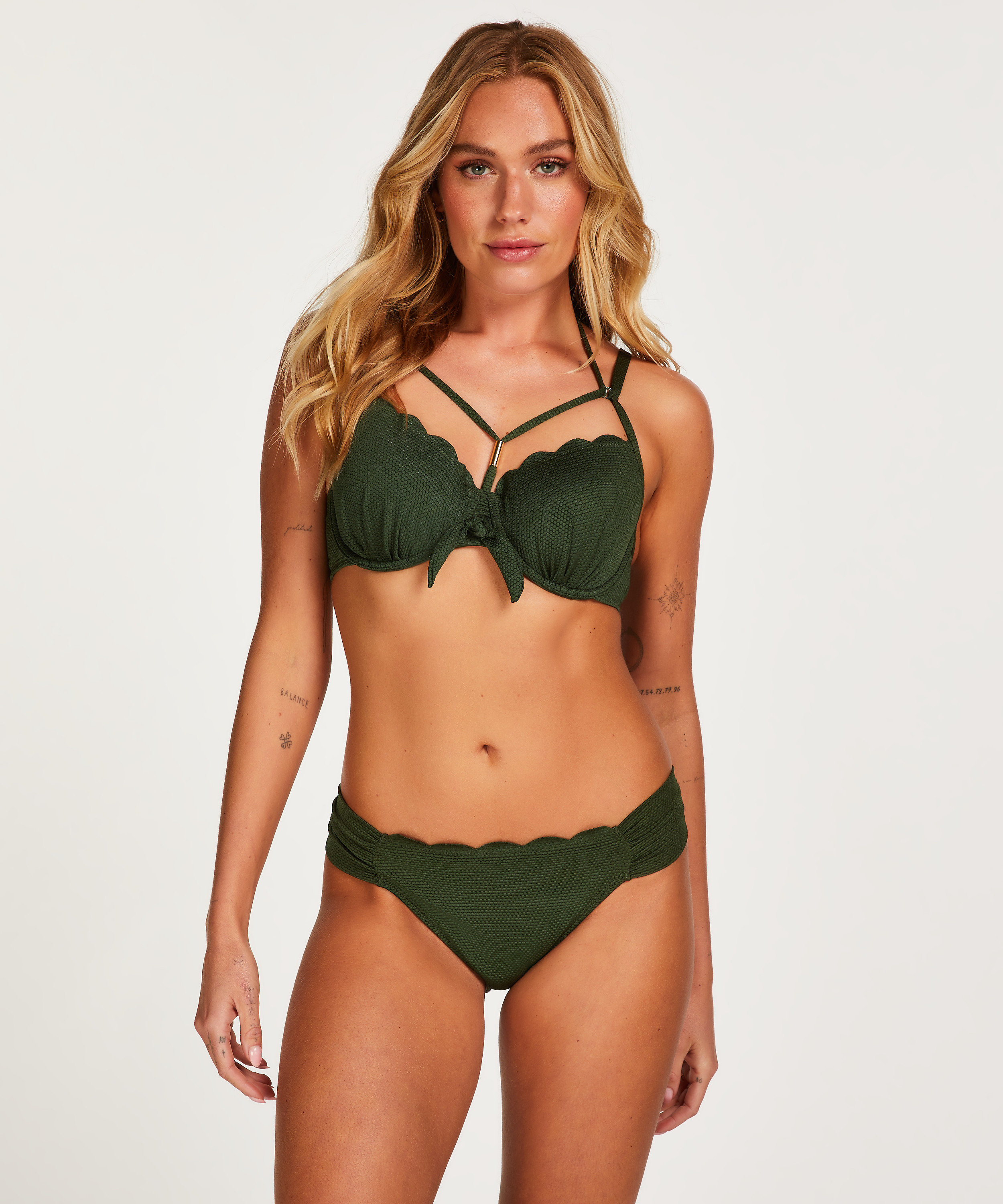 Scallop Padded Underwired Bikini Top, Green, main