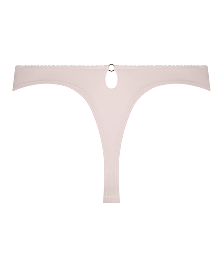 Andrea Thong, Pink
