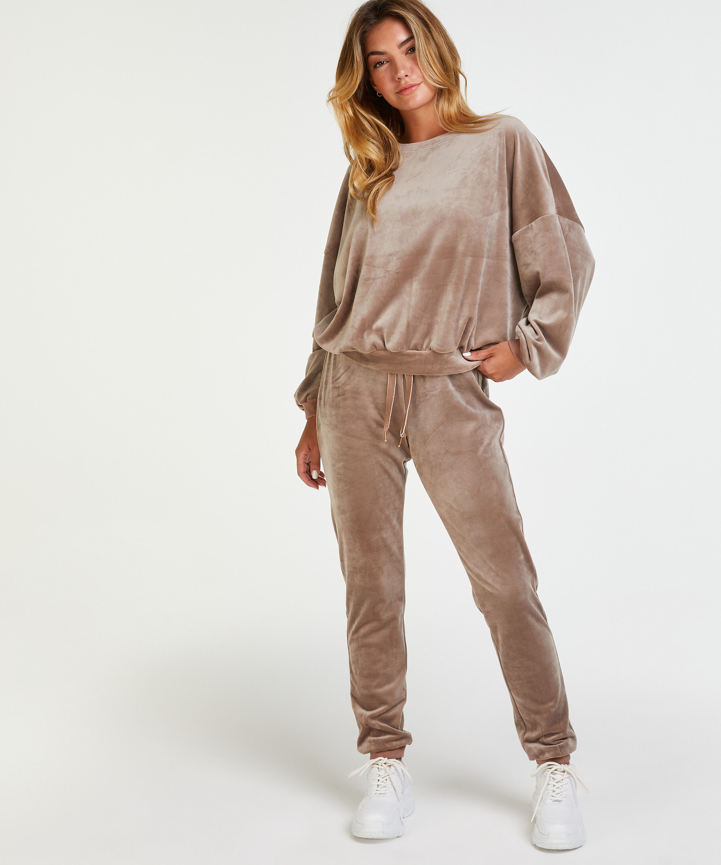 Velour Lurex Jogging Bottoms for €15 