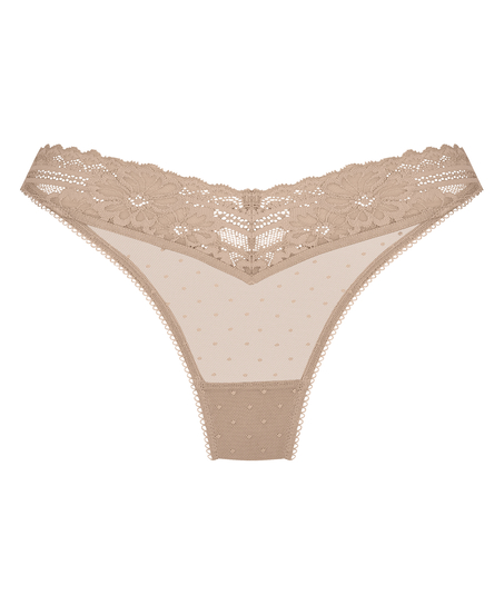 Sylvie Thong, Brown