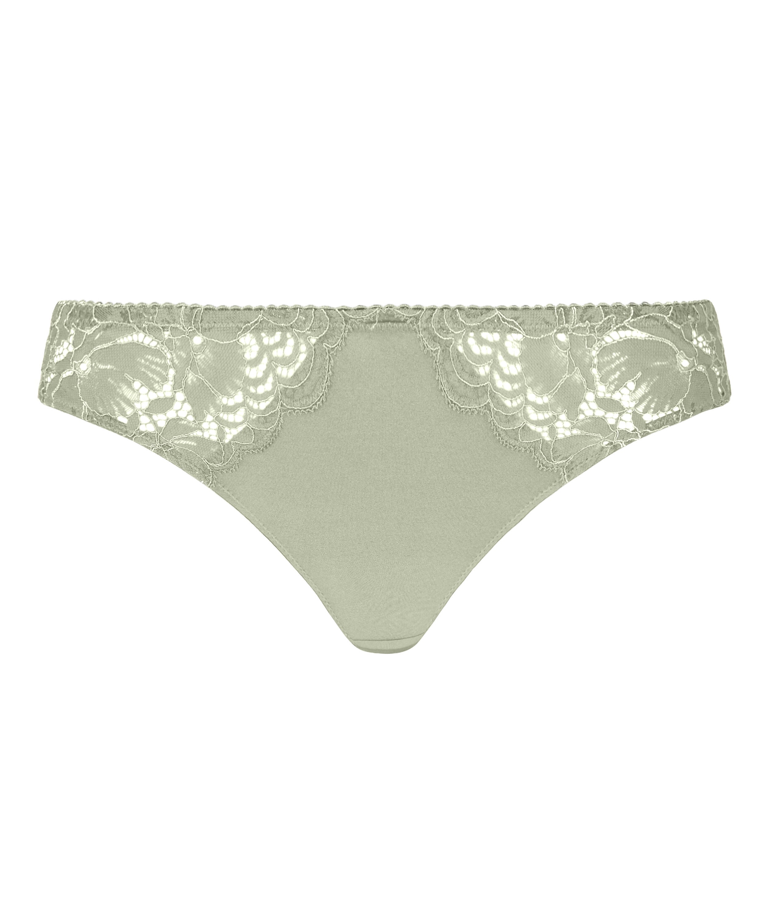 Andrea Thong, Green