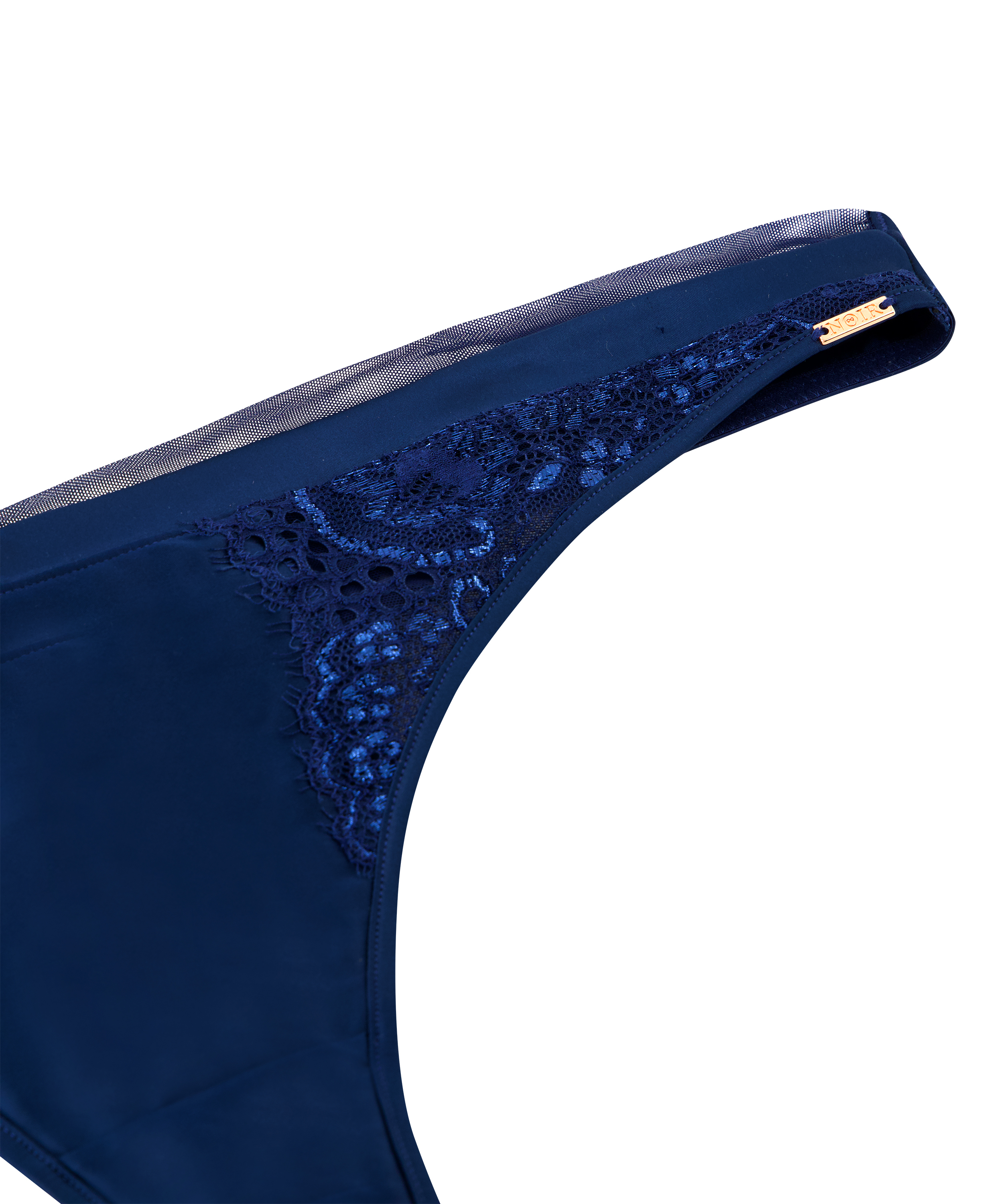 Lara Thong, Blue, main