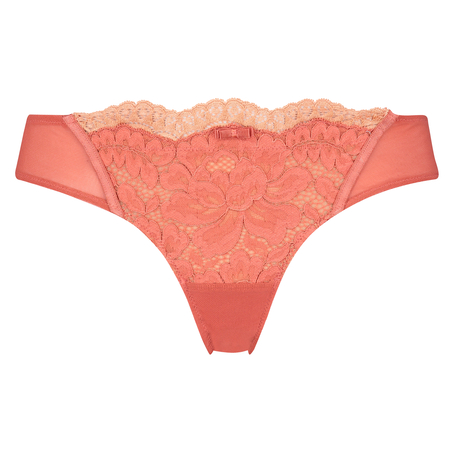 Ellie Thong, Red