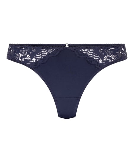Andrea Thong, Blue