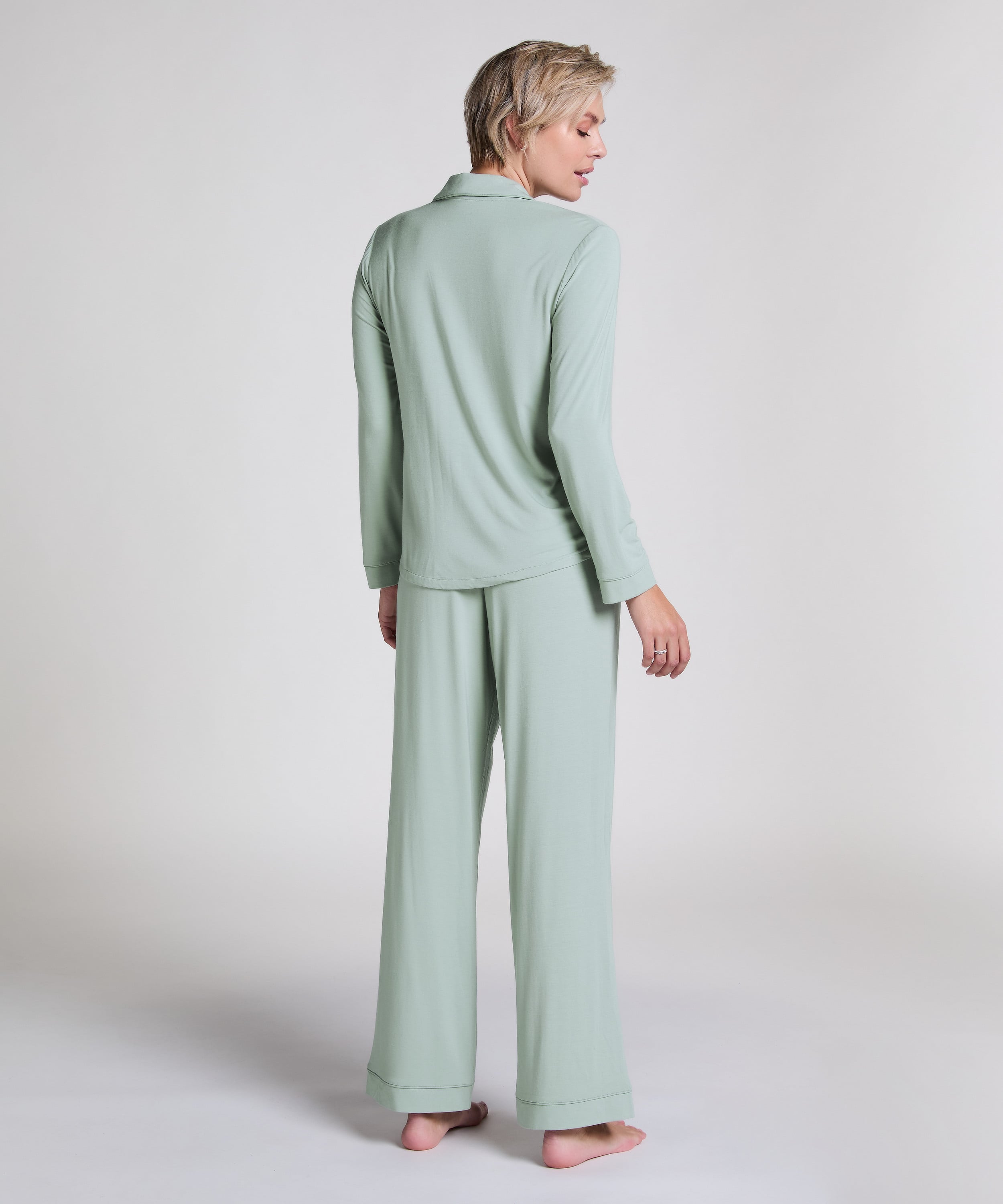 Essential Jersey Long-Sleeved Jacket, Green, main