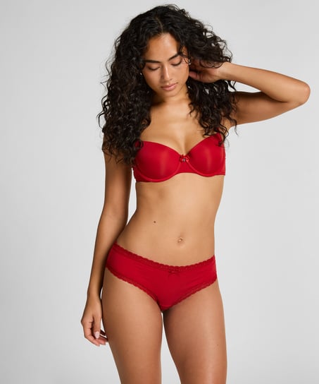 Georgia Brazilian, Red