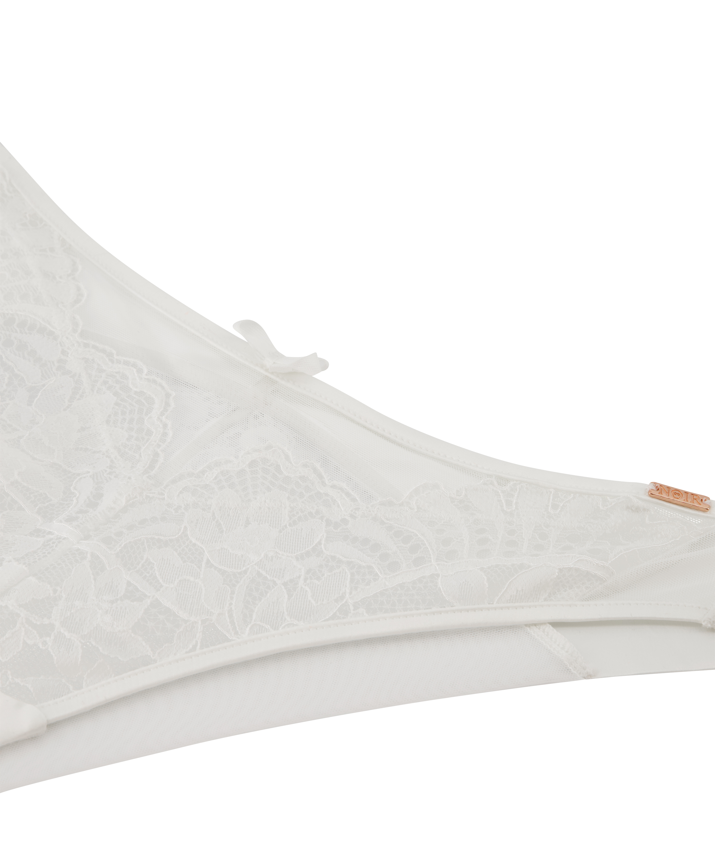 Jamie Brazilian, White, main