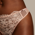 Kea Thong, Pink