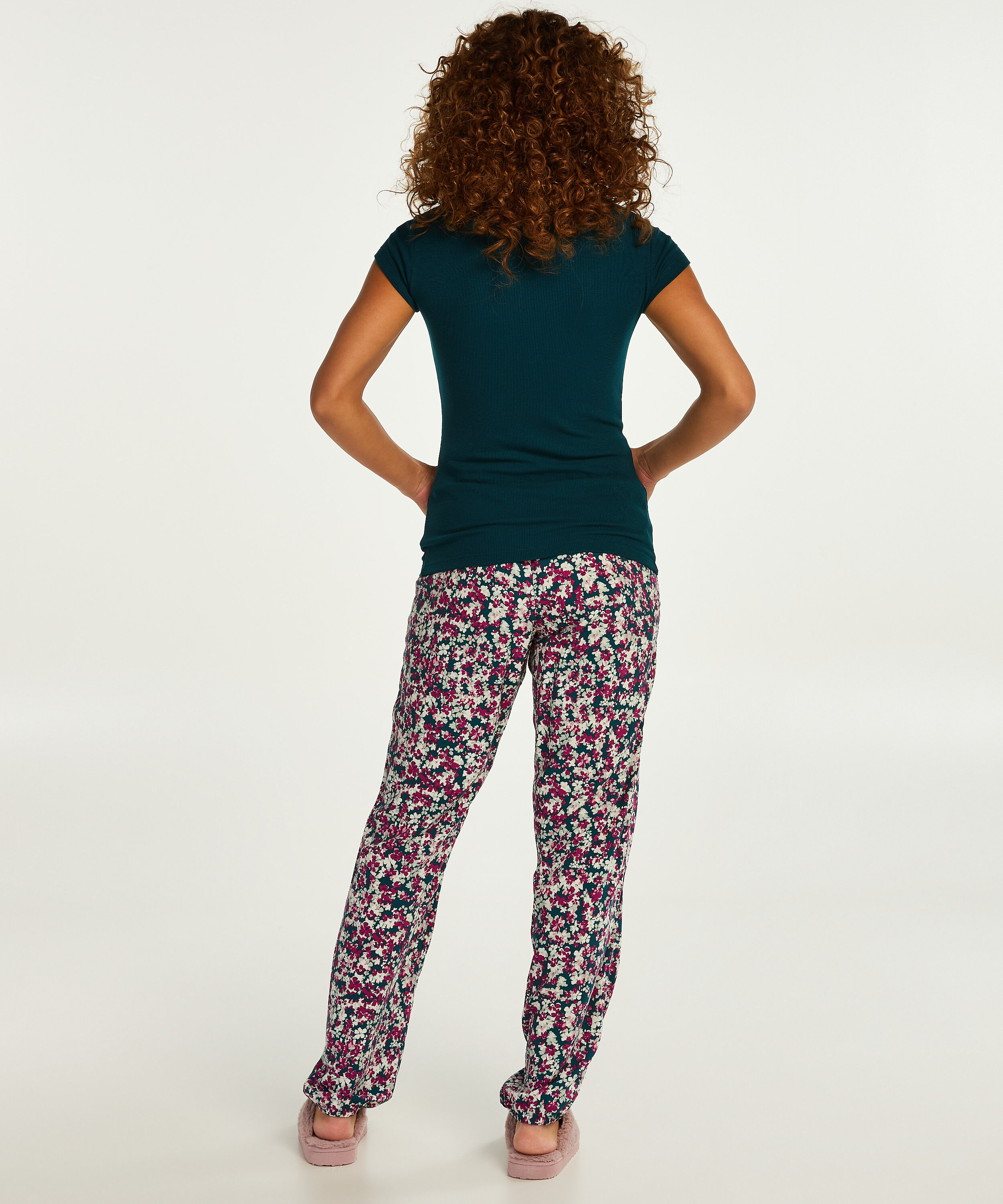 Tall woven pyjama bottoms for €12.5 