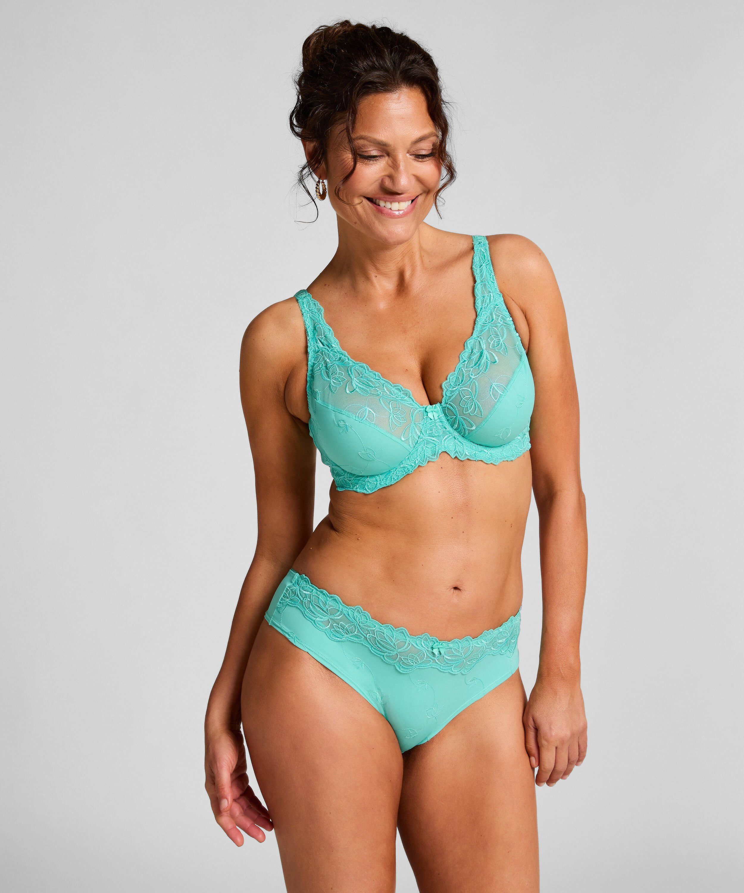 Brazilian Diva, Blue