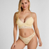 Andrea Thong, Yellow