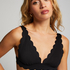 Scallop triangle bikini top, Black