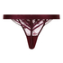Avela Thong, Red