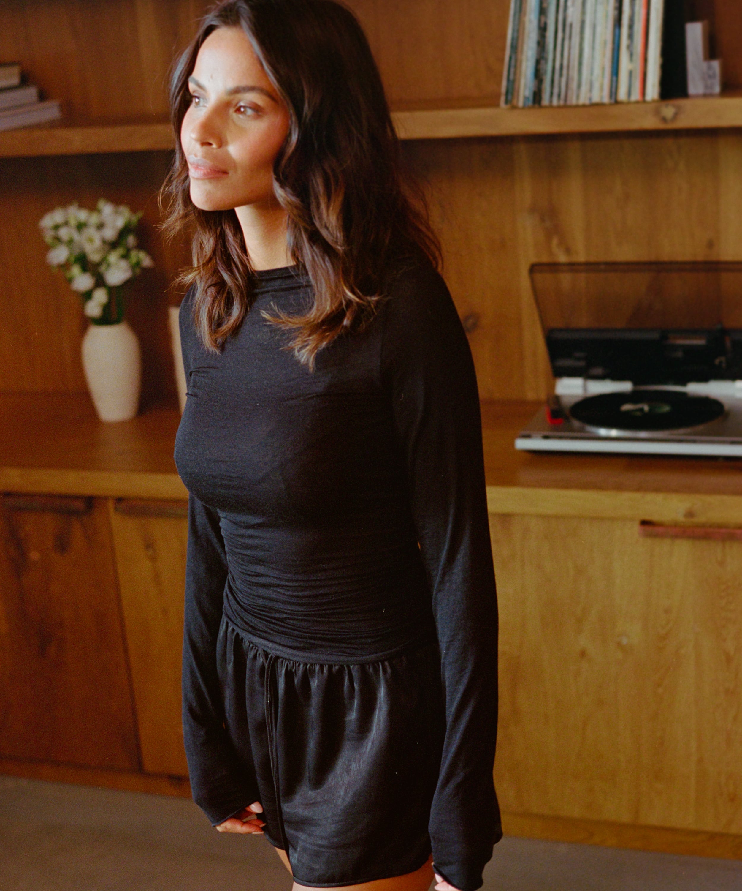Short Satin Minimal, Black, main