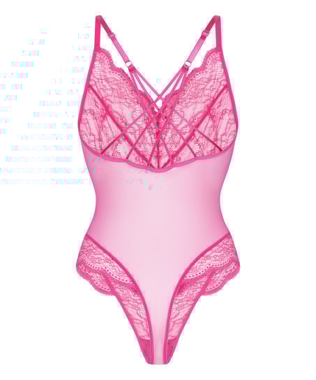 Isabelle Body, Pink