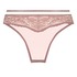 Kirsty Brazilian, Pink
