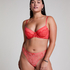 Lisa Brazilian, Pink