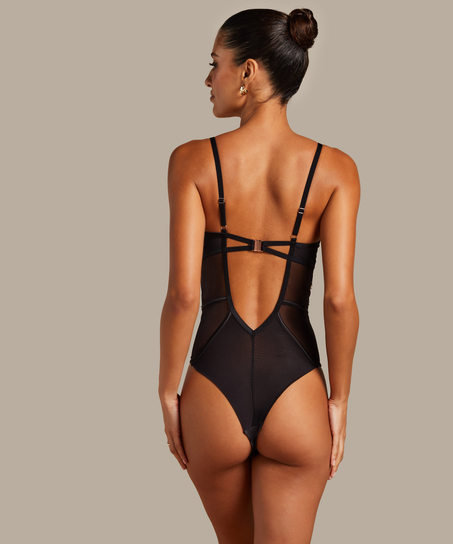 Chalice Body, Black