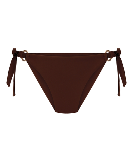 Bikini Bottom Madrid, Brown