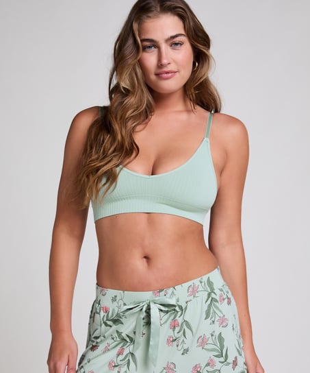Dianne Bralette, Green