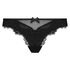 Latisha Thong, Black
