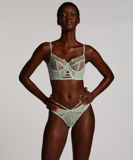 Lillia Thong, Green