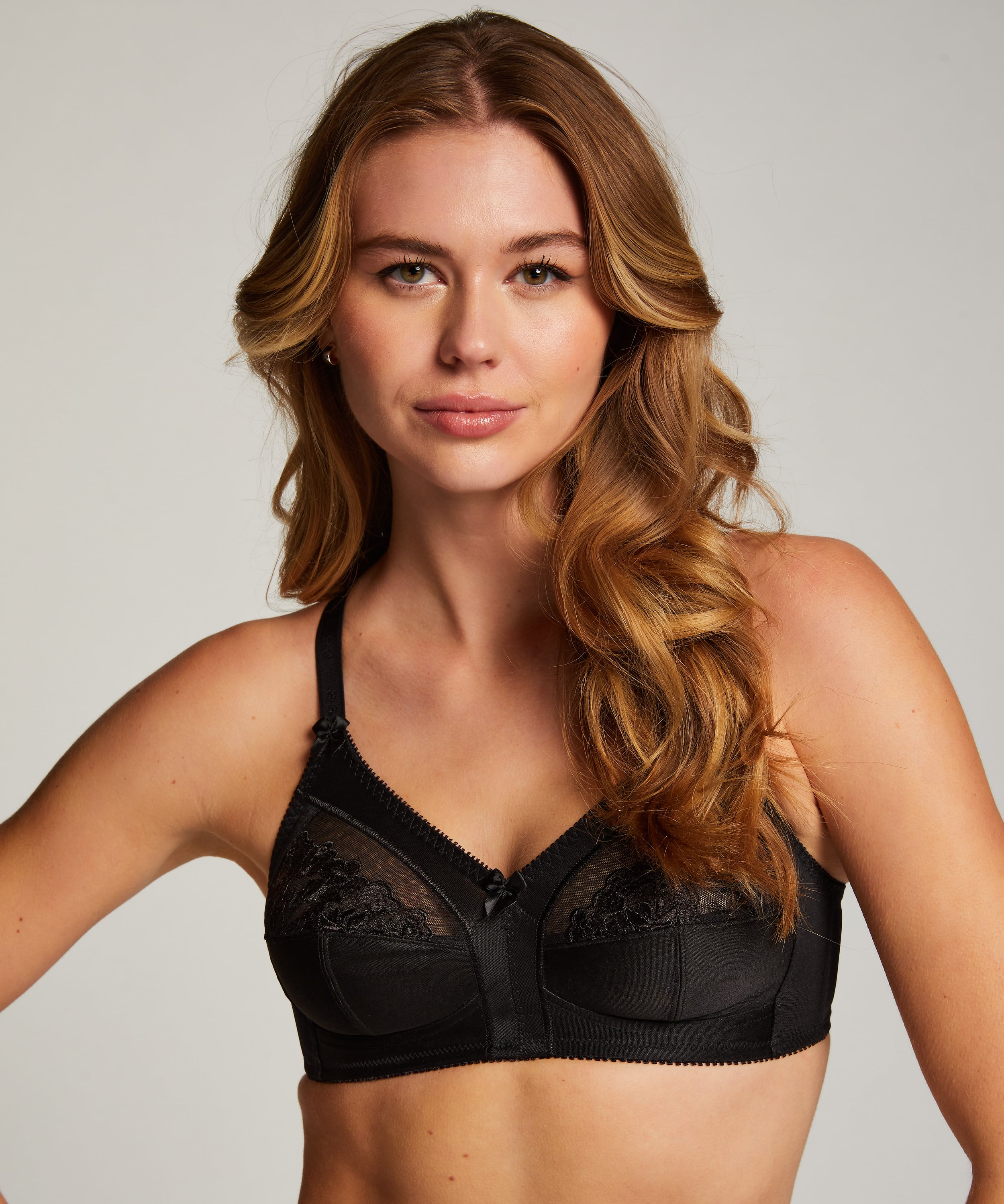 Sara Non-padded Non-underwired Bra, Black, main