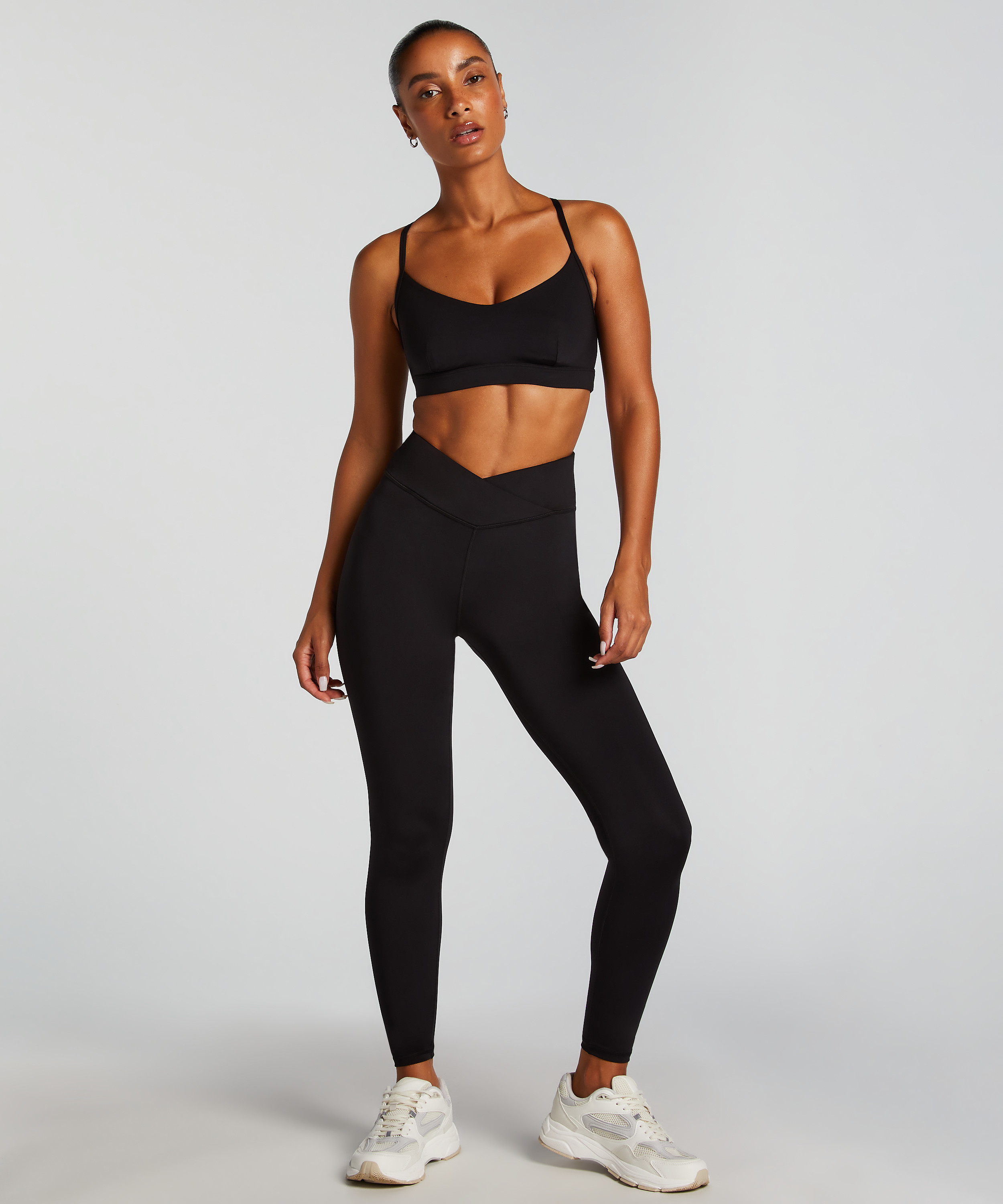 HKMX Sports Bra Level 1, Black, main
