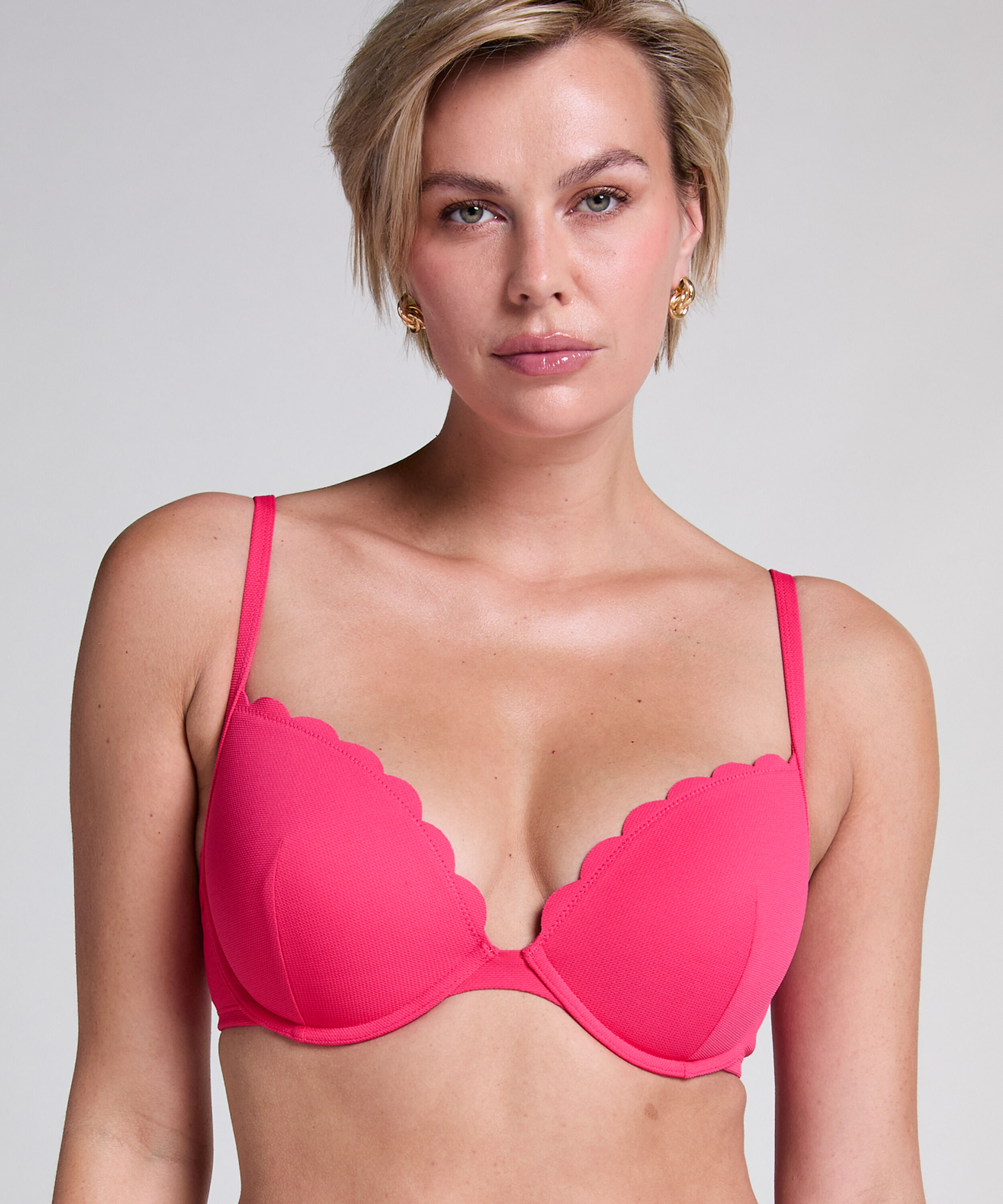 Scallop padded underwired bikini-top, Pink