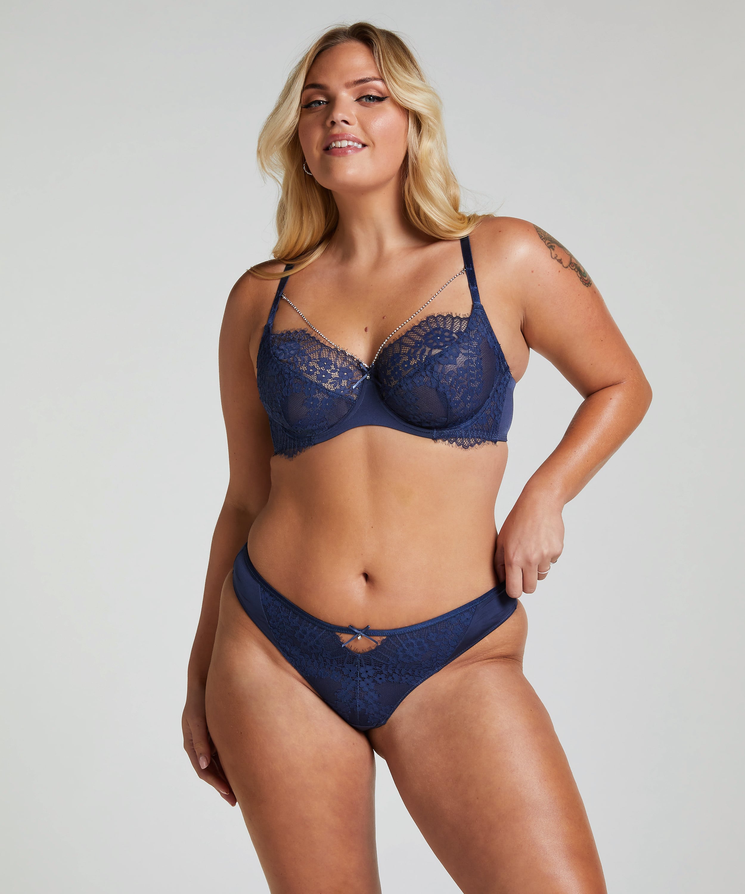 Pearlene Non-Padded Underwired Bra, Blue, main