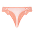 Daisy Thong, Pink