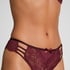 Belle Brazilian, Red