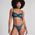 Isabelle Thong, Blue
