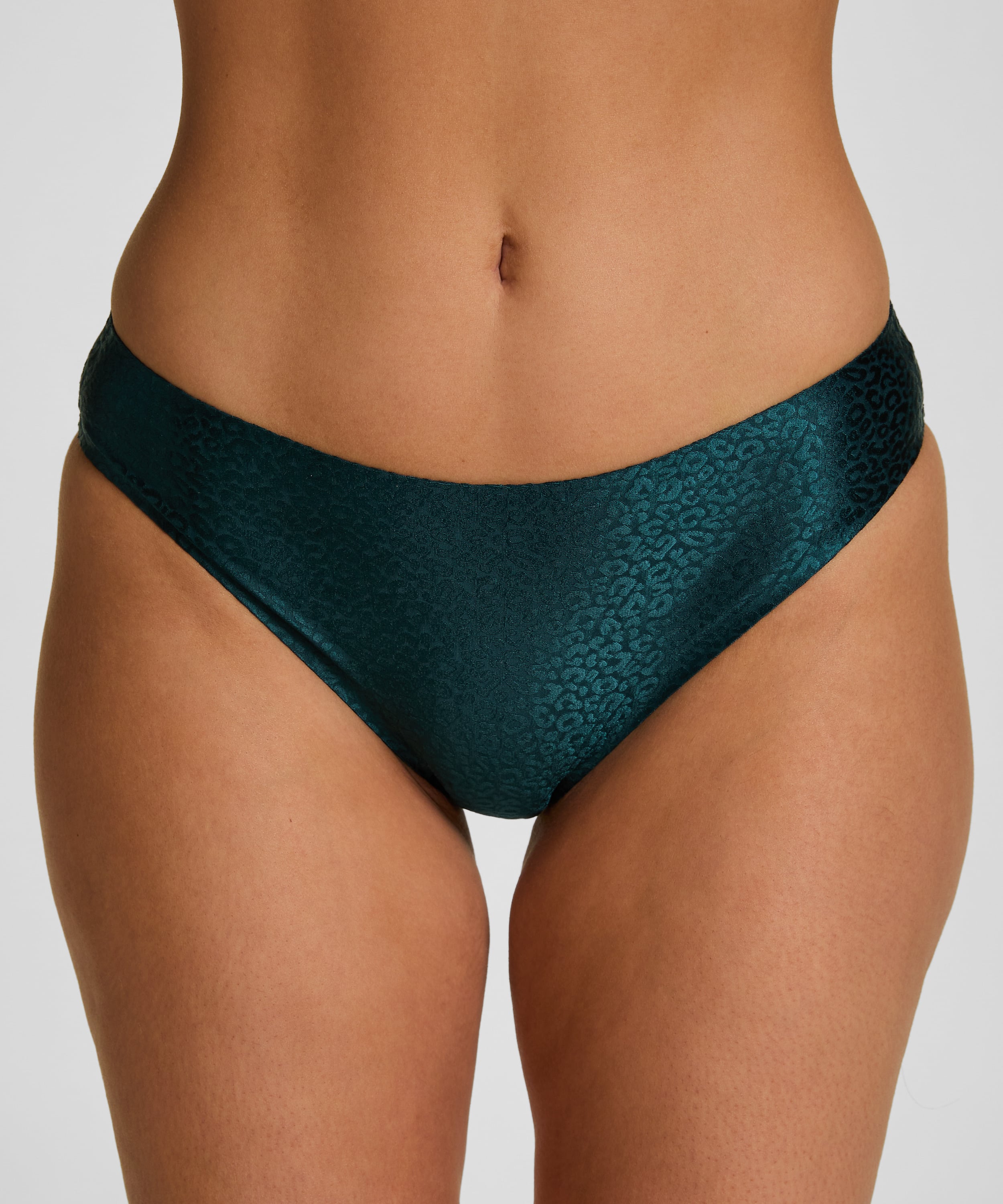 Brazilian Jackie, Blue, main