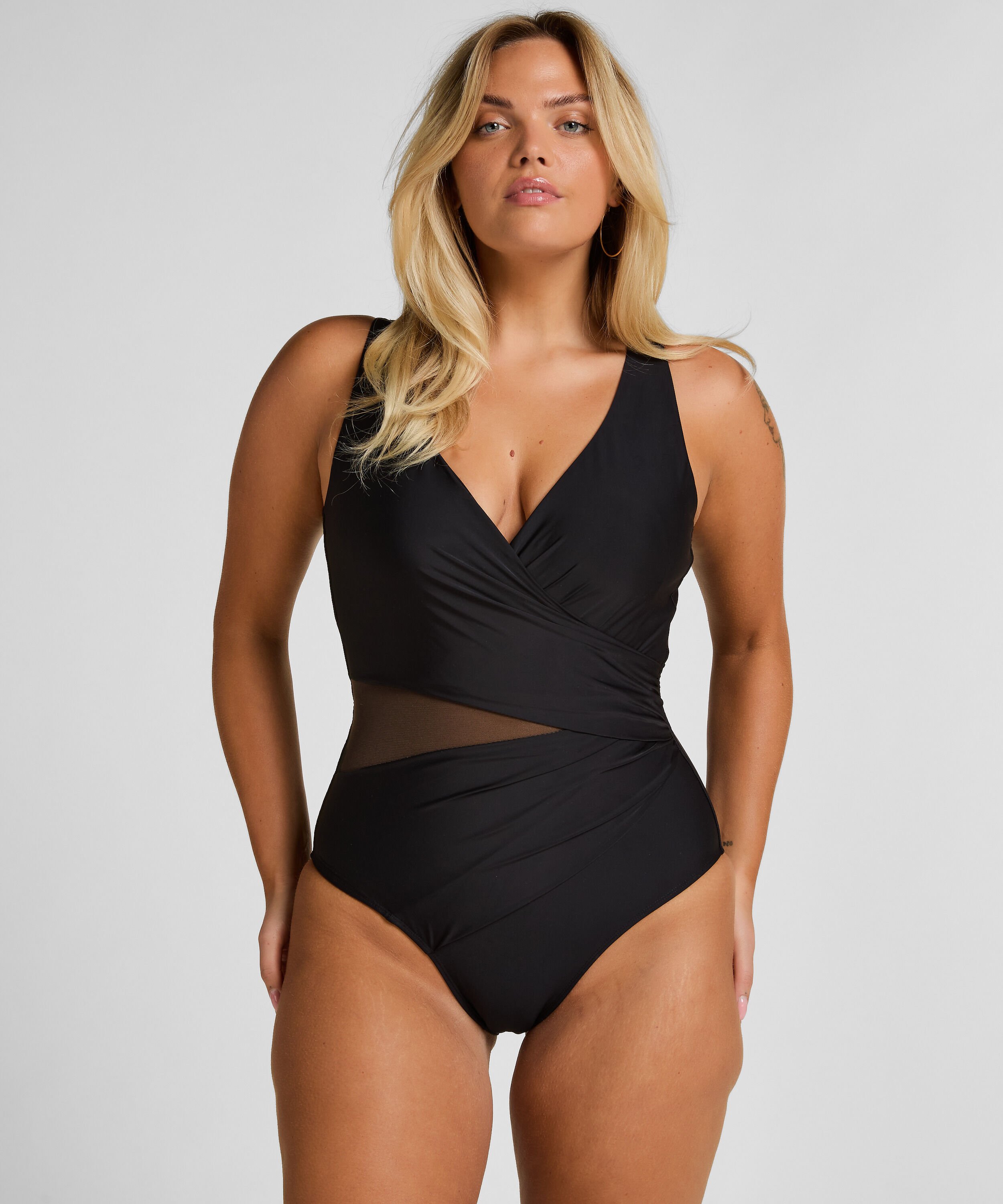 Shaping Shell Mesh Swimsuit, Black