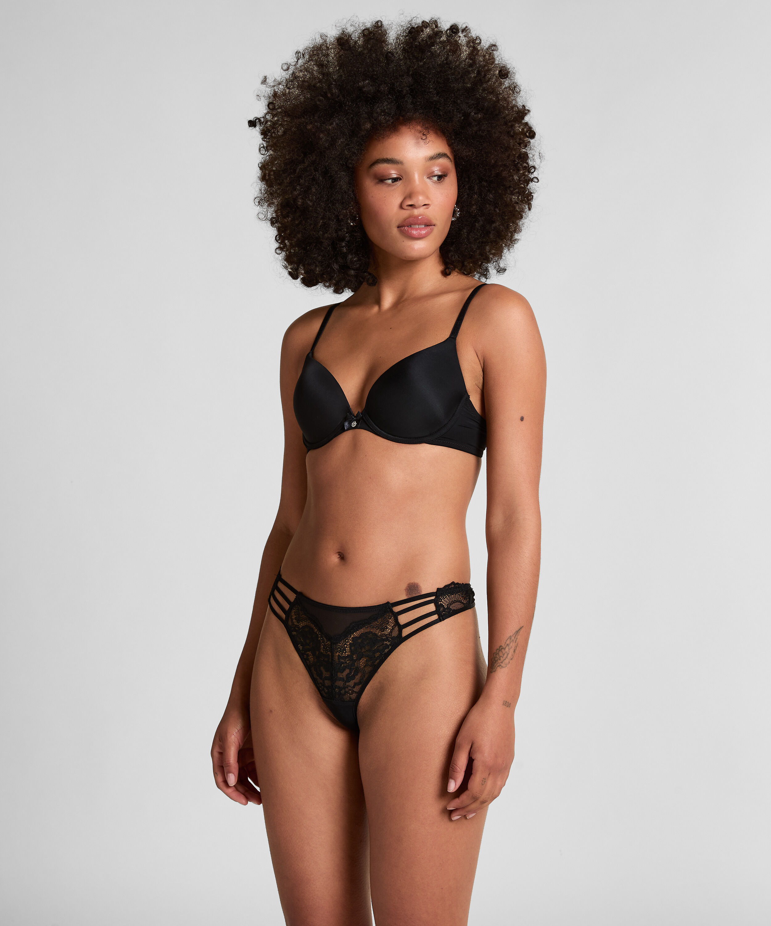Briar thong, Black