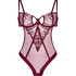 Scarlett Body, Red