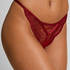 Isabelle Thong, Red