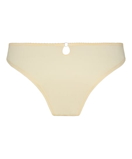 Andrea Brazilian, Yellow