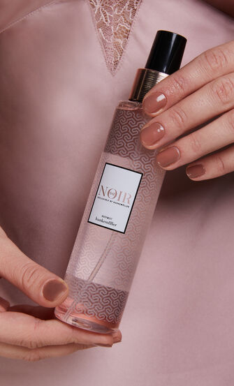 Noir body mist, White