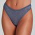 Lea Thong, Gray