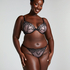 Beau Brazilian, Black