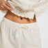 Short Scallop, White