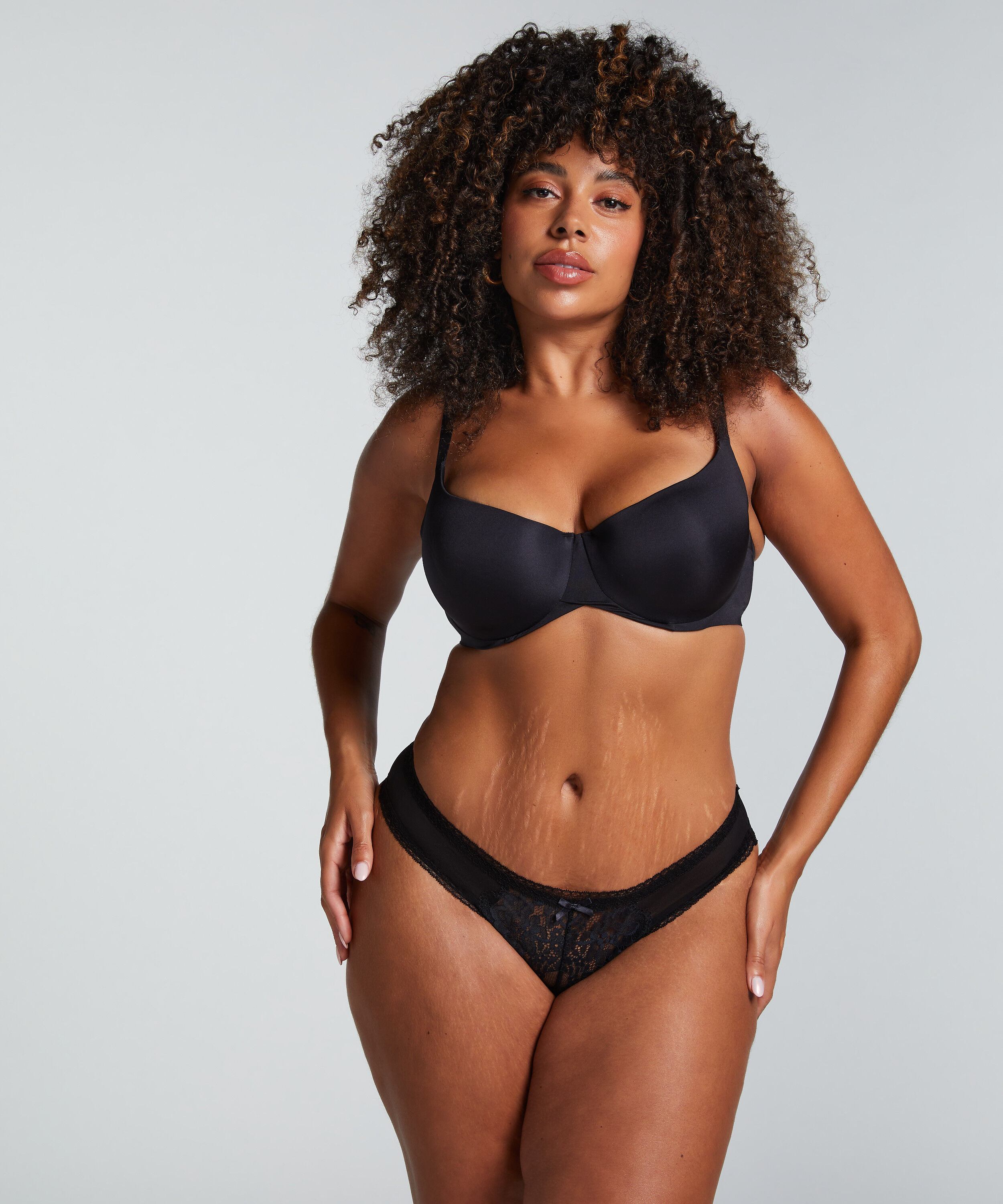 Kailey Brazilian, Black